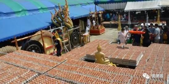 泰国寺庙里那些千奇百怪的还愿方式!【泰国佛牌】 泰国寺庙里那些千奇百怪的还愿方式!-图片4