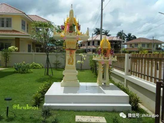 文化 | 泰国人家门口那个小神龛,到底是什么来路?【泰国佛牌】 文化 | 泰国人家门口那个小神龛,到底是什么来路?【泰国佛牌】