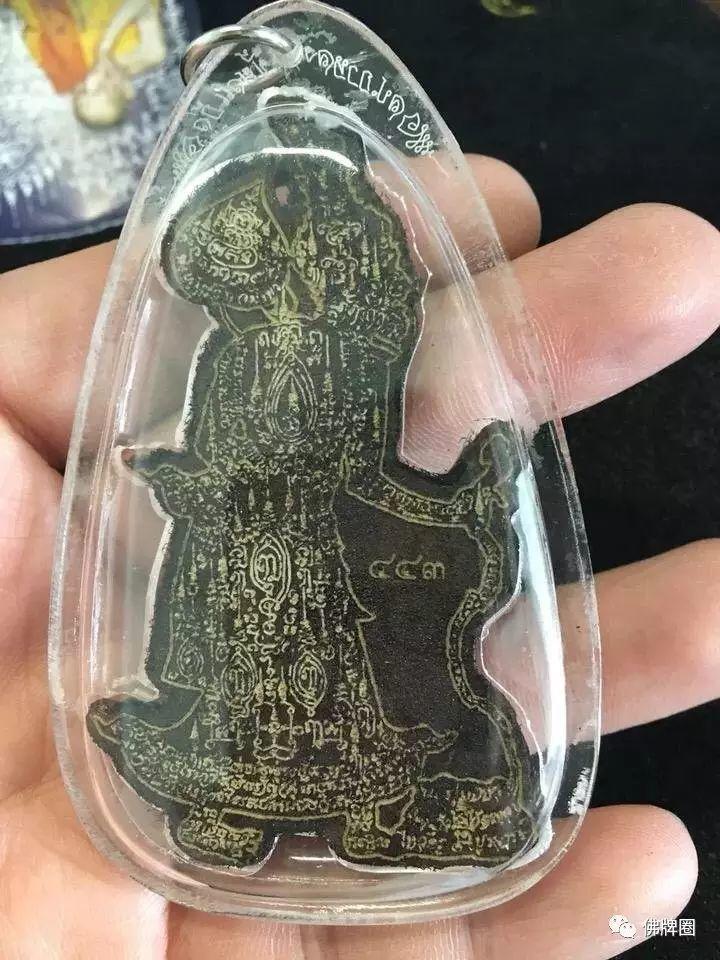 【佛牌收藏】老牌只会越来越少 浅谈佛牌的出庙量与损坏【泰国佛牌】