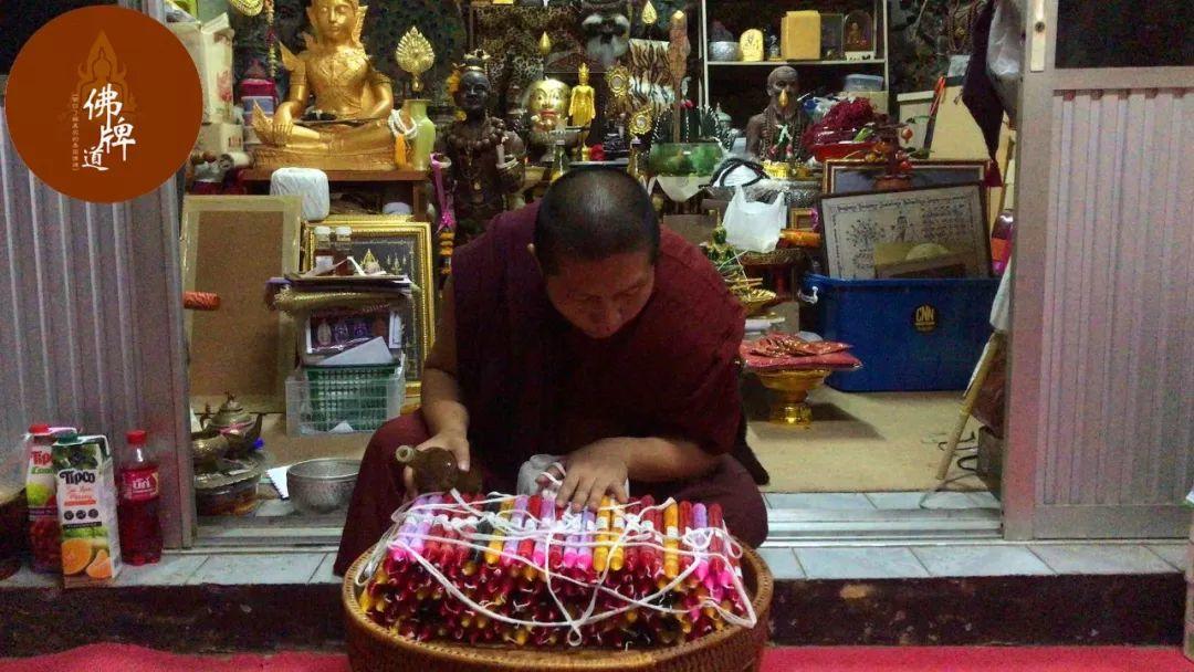 【佛牌道】祈福改运蜡烛【11月】祈福活动现场【泰国佛牌】 【佛牌道】祈福改运蜡烛【11月】祈福活动现场【泰国佛牌】