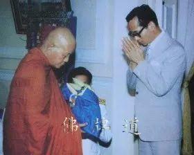 普密蓬国王（泰九世皇）生前拜访过的高僧-图片10