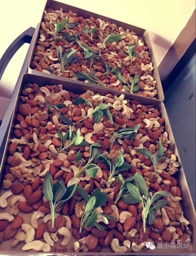 夫人制作的香草烤果仁【泰国佛牌】