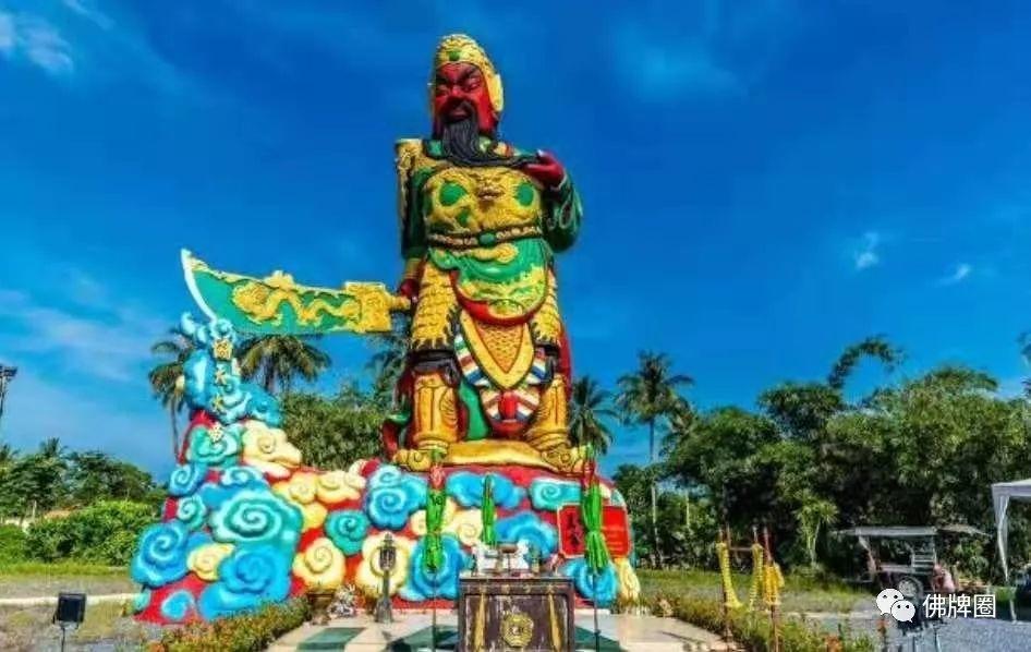 我家里有尊关公的话，还可以请古曼童吗？