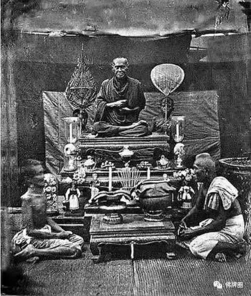 老佛牌破损了会不会影响功效?聊聊新佛牌与老佛牌的根本区别!【泰国佛牌】 老佛牌破损了会不会影响功效?聊聊新佛牌与老佛牌的根本区别!-图片6