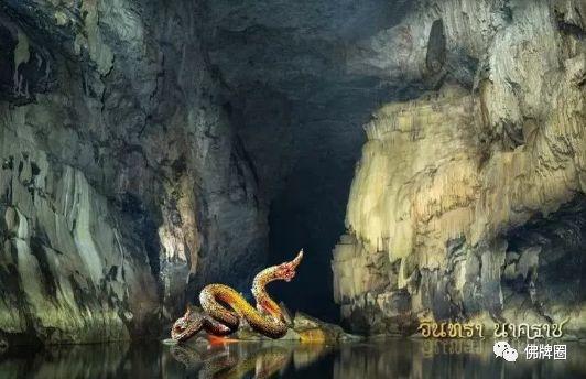 泰国至今未解奇观，蛇神娜迦吐珠现象！【泰国佛牌】
