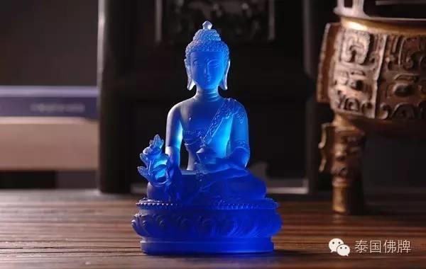 如何正规而又如法地供请佛像?【泰国佛牌】 如何正规而又如法地供请佛像?【泰国佛牌】