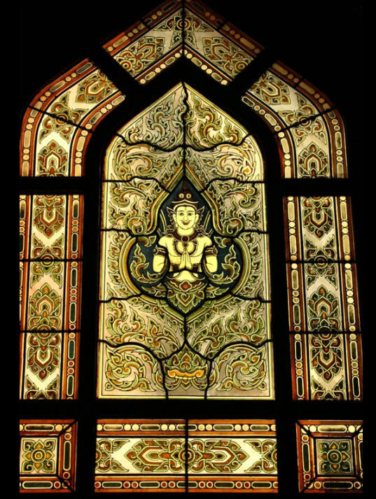 泰国佛寺介绍：西方色彩浓郁的寺庙——云石寺-图片4