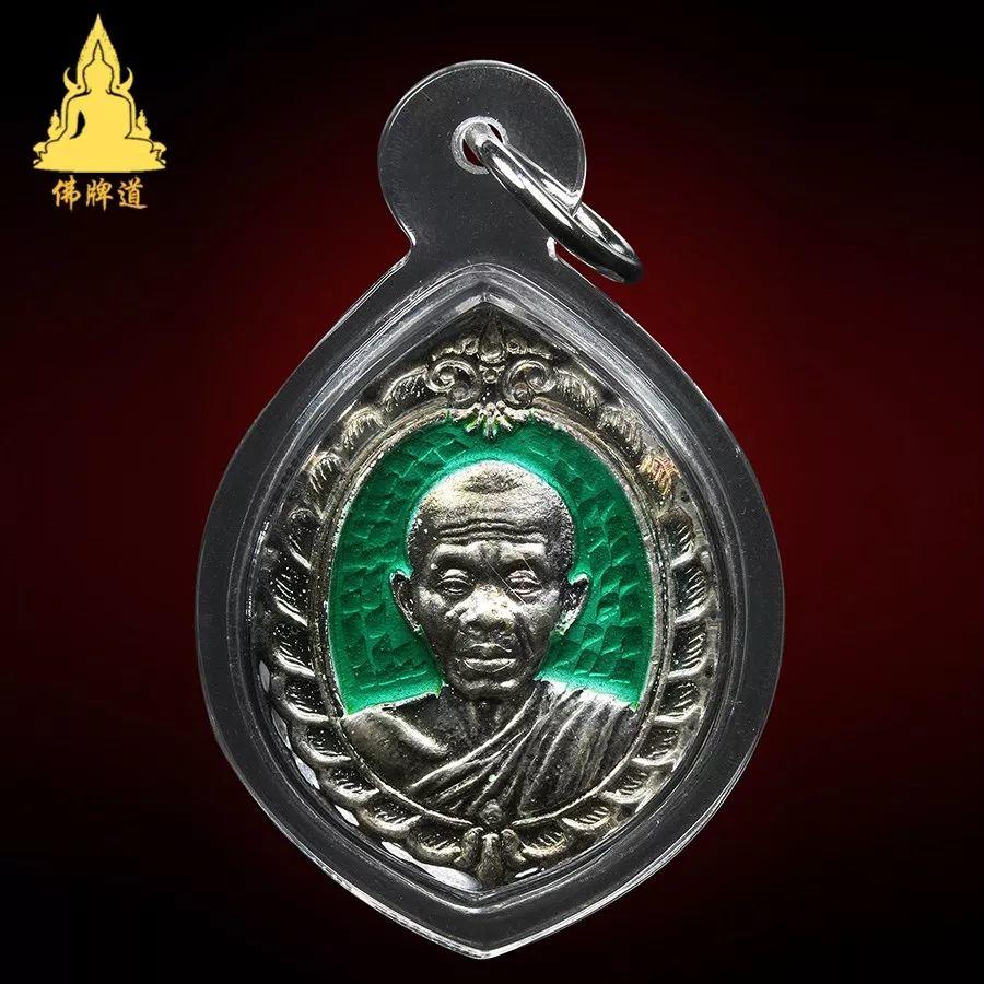 佛牌道51: “鹰神圣僧”–龙婆瓦拉（下）“御僧神鹰”-图片5