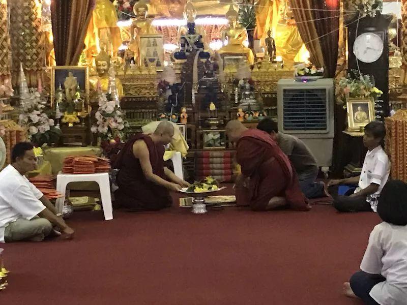 【活动现场】古巴悟师父--转运改运蜡烛+拉胡蜡烛4月活动实况【泰国佛牌】 【活动现场】古巴悟师父–转运改运蜡烛+拉胡蜡烛4月活动实况-图片5