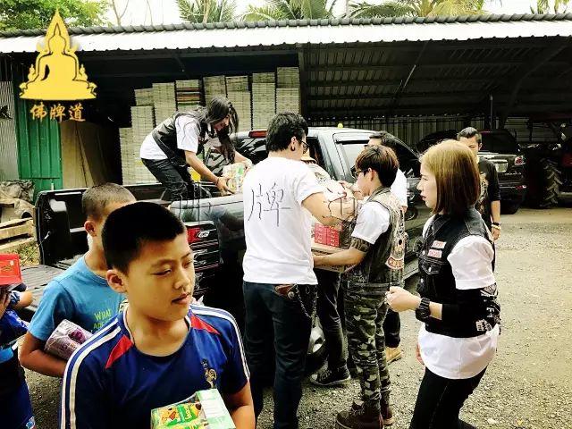 【活动现场】2017年04月02日捐助实况【泰国佛牌】 【活动现场】2017年04月02日捐助实况-图片15