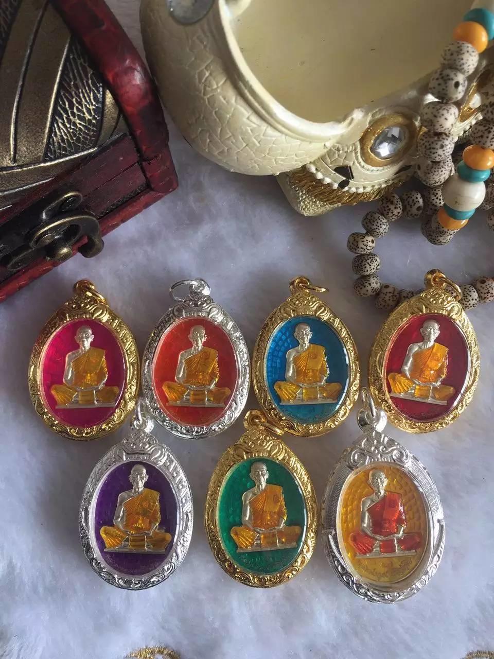 2015年8月份泰国恭请原庙特价佛牌100-300元-图片5