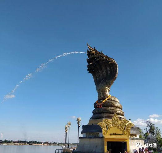 泰国至今未解奇观，蛇神娜迦吐珠现象！【泰国佛牌】