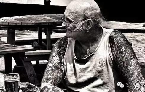 我们老了以后刺符怎么办?【泰国佛牌】 我们老了以后刺符怎么办?-图片2