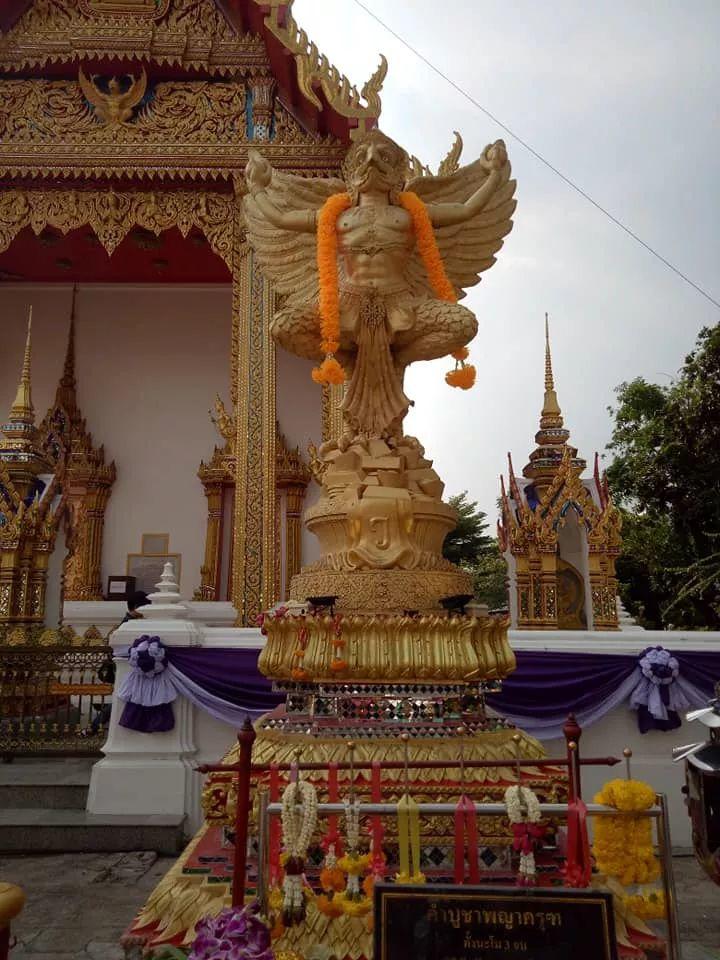 佛牌道51: “鹰神圣僧”--龙婆瓦拉（下）“御僧神鹰”【泰国佛牌】