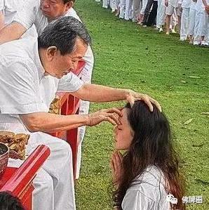 传说中的白龙王和娱乐圈的明星们【泰国佛牌】 传说中的白龙王和娱乐圈的明星们-图片7