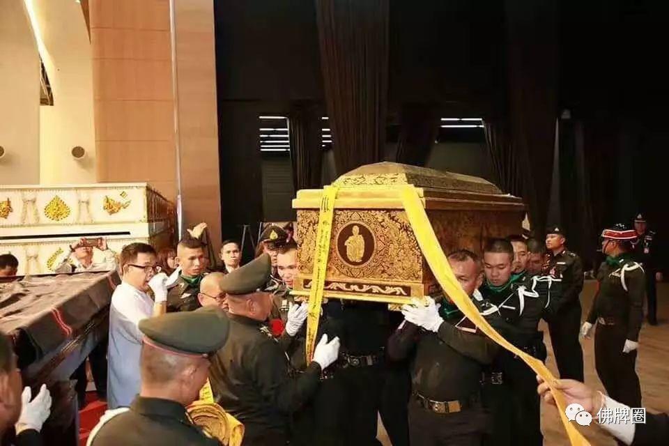 泰国近代最具影响力的高僧龙婆坤,圣体将于1月29号荼毗。【泰国佛牌】 泰国近代最具影响力的高僧龙婆坤,圣体将于1月29号荼毗。【泰国佛牌】