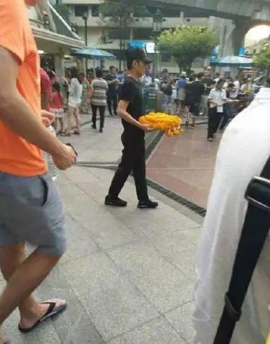 连续六年拜四面神？厉害了我的维嘉哥！-图片2