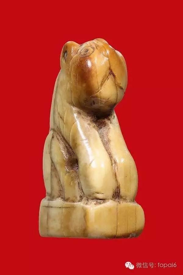 龙婆班全泰第一虎王：介绍及鉴定方法【泰国佛牌】