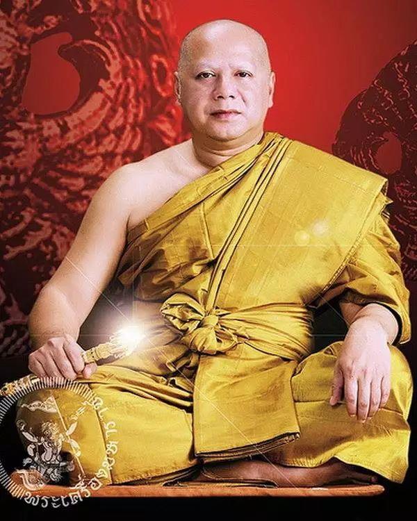 佛牌道51: “鹰神圣僧”--龙婆瓦拉（下）“御僧神鹰”【泰国佛牌】