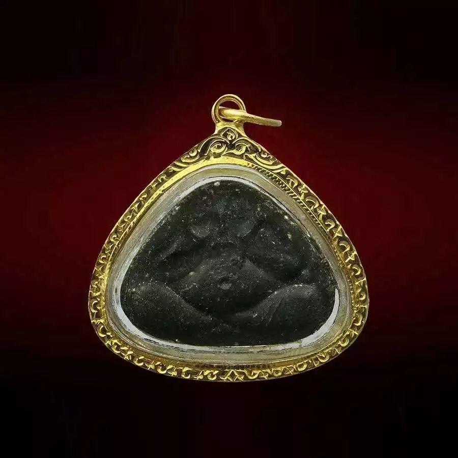 佛牌道50: “鹰神圣僧”--龙婆瓦拉(上)“未出之家”【泰国佛牌】 佛牌道50: “鹰神圣僧”–龙婆瓦拉(上)“未出之家”-图片5