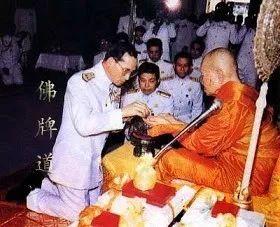 普密蓬国王（泰九世皇）生前拜访过的高僧-图片12