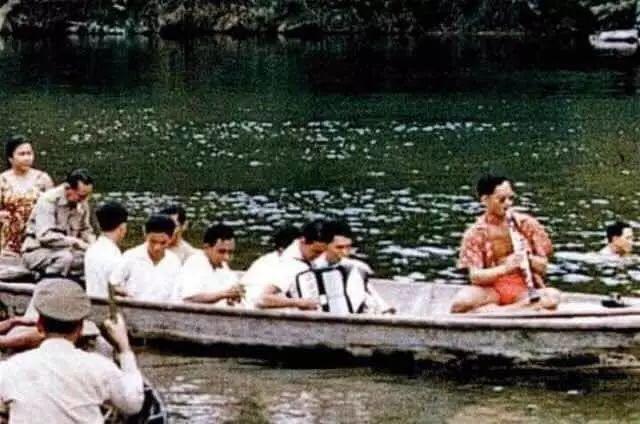 普密蓬国王去世!深表哀悼!【泰国佛牌】 普密蓬国王去世!深表哀悼!-图片12