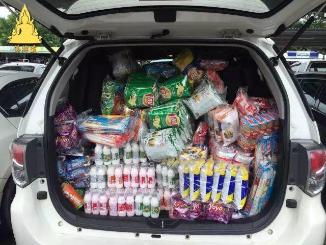 【活动现场】2016年09月25日捐助孤儿院实况【泰国佛牌】 【活动现场】2016年09月25日捐助孤儿院实况-图片13