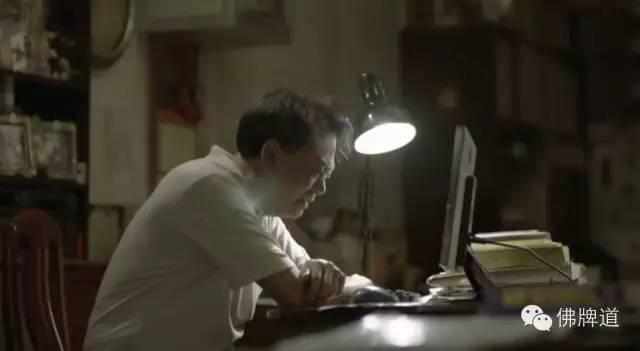 周末 |泰国感人广告《再也不回来的乞丐》【泰国佛牌】