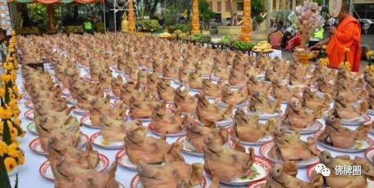 泰国寺庙里那些千奇百怪的还愿方式!【泰国佛牌】 泰国寺庙里那些千奇百怪的还愿方式!-图片15