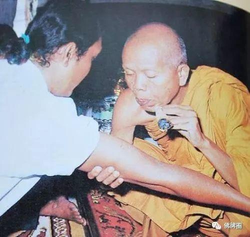 做好事或做坏事,会对佛牌产生影响吗?【泰国佛牌】 做好事或做坏事,会对佛牌产生影响吗?【泰国佛牌】