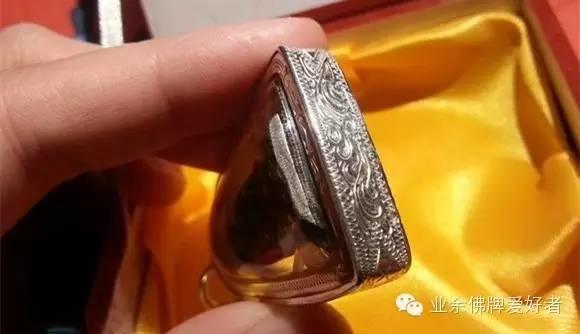 佛牌别人触碰了会失去功效吗?【泰国佛牌】 佛牌别人触碰了会失去功效吗?【泰国佛牌】