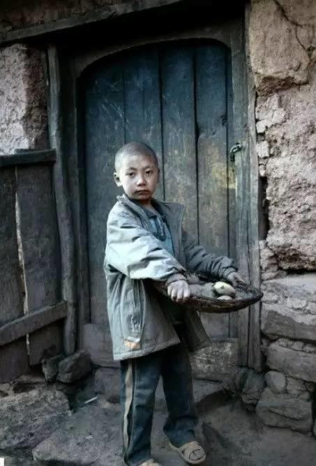 这才是真正舌尖上的中国，看了后如此心酸【泰国佛牌】