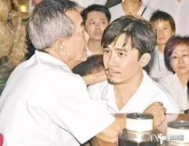 传说中的白龙王和娱乐圈的明星们【泰国佛牌】 传说中的白龙王和娱乐圈的明星们-图片3