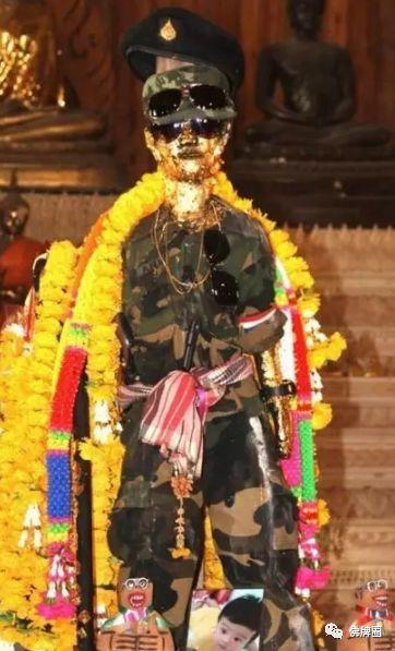 ▶小男孩在寺庙拜完艾凯后,突然翩翩起舞,画风诡异!【泰国佛牌】 ▶小男孩在寺庙拜完艾凯后,突然翩翩起舞,画风诡异!-图片2