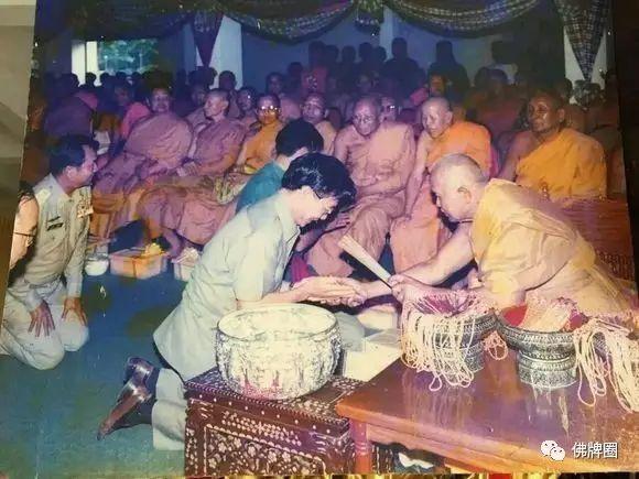 浅谈拍婴王龙婆烈法脉师承及龙婆烈拍婴的争议【泰国佛牌】 浅谈拍婴王龙婆烈法脉师承及龙婆烈拍婴的争议-图片1