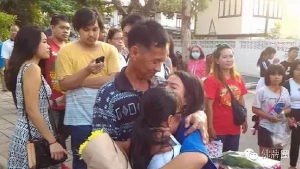 皇家大赦 曼谷监狱100多名女囚犯提前释放【泰国佛牌】