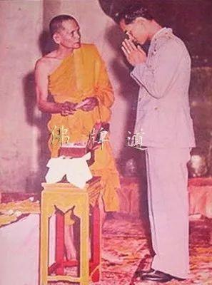 普密蓬国王（泰九世皇）生前拜访过的高僧-图片12