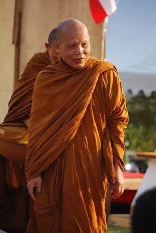 泰国森林派高僧--龙婆帕喜师傅【泰国佛牌】