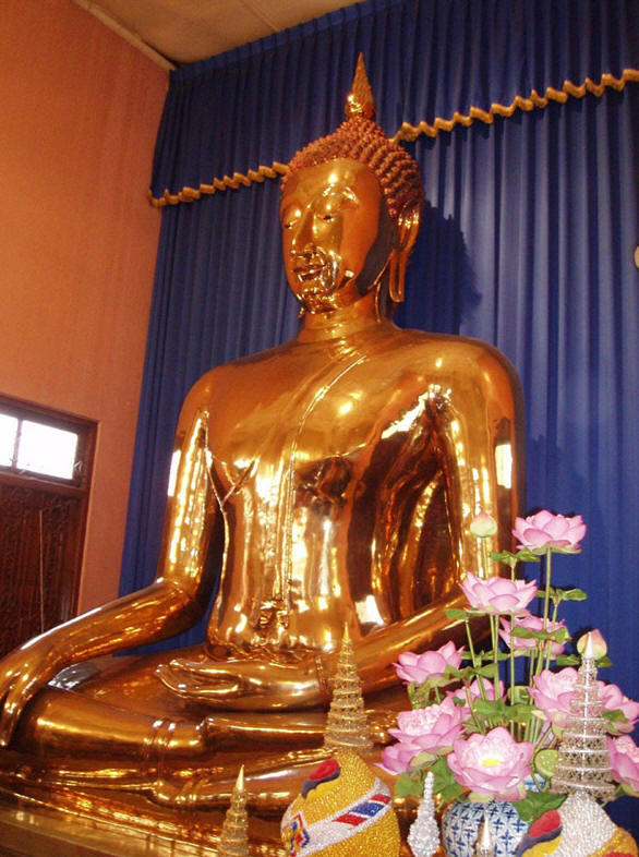 泰国佛寺介绍:世界上最大的金佛——金佛寺【泰国佛牌】 泰国佛寺介绍:世界上最大的金佛——金佛寺-图片2