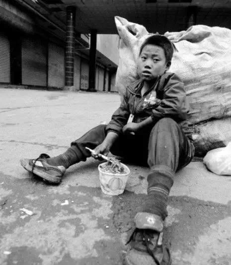 这才是真正舌尖上的中国，看了后如此心酸【泰国佛牌】