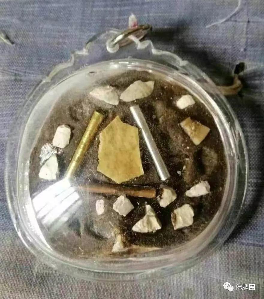 自从请到阴牌后,我家里出了不少大事!【泰国佛牌】 自从请到阴牌后,我家里出了不少大事!【泰国佛牌】