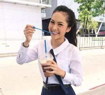 泰国出了个女版陈伟霆,像到佛爷本人都出来回应了!【泰国佛牌】 泰国出了个女版陈伟霆,像到佛爷本人都出来回应了!【泰国佛牌】