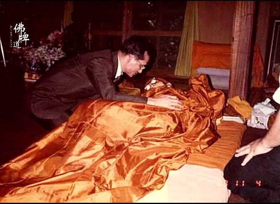 佛牌道45: 泰北七大阿罗汉之一龙婆元师父【泰国佛牌】 佛牌道45: 泰北七大阿罗汉之一龙婆元师父【泰国佛牌】