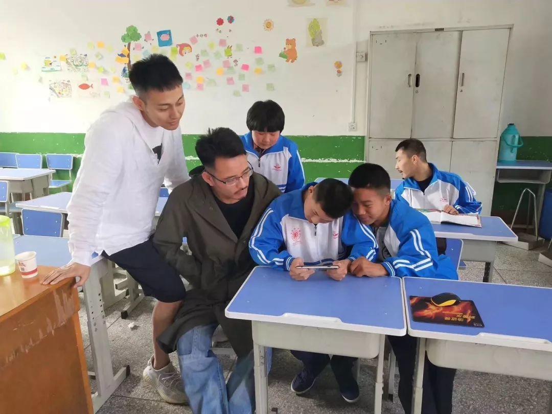 倾听无声世界&走进聋哑儿童【泰国佛牌】 倾听无声世界&走进聋哑儿童-图片2