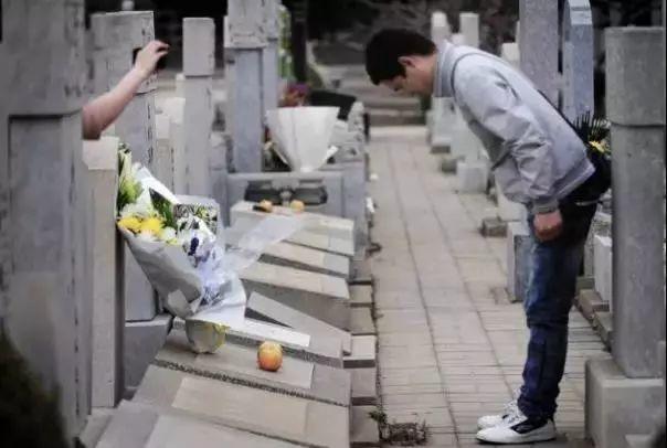 【清明节】祭祀先祖的正确模式【泰国佛牌】 【清明节】祭祀先祖的正确模式-图片5