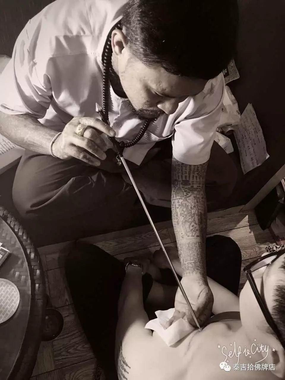 2017年8月阿赞盾师傅祈福转运法会祥宜【泰国佛牌】