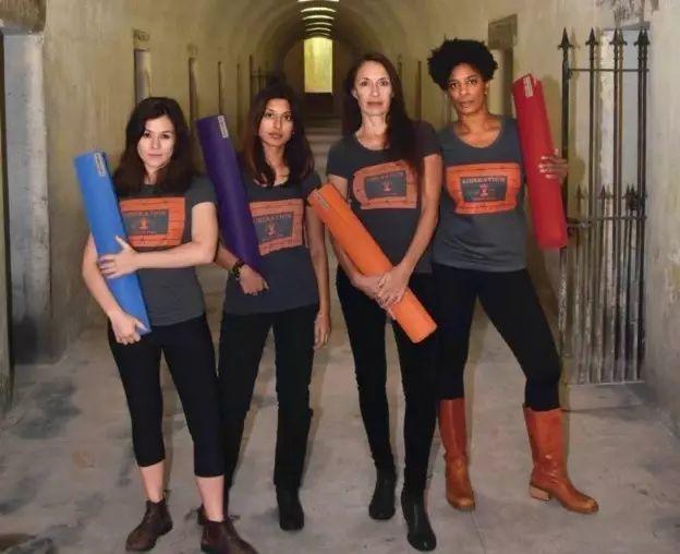 【这是一个愤怒悲伤的故事】地狱坦荡荡,恶魔在人间【泰国佛牌】 【这是一个愤怒悲伤的故事】地狱坦荡荡,恶魔在人间【泰国佛牌】