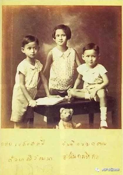 泰国九世王跟家人的那些温暖回忆-图片2