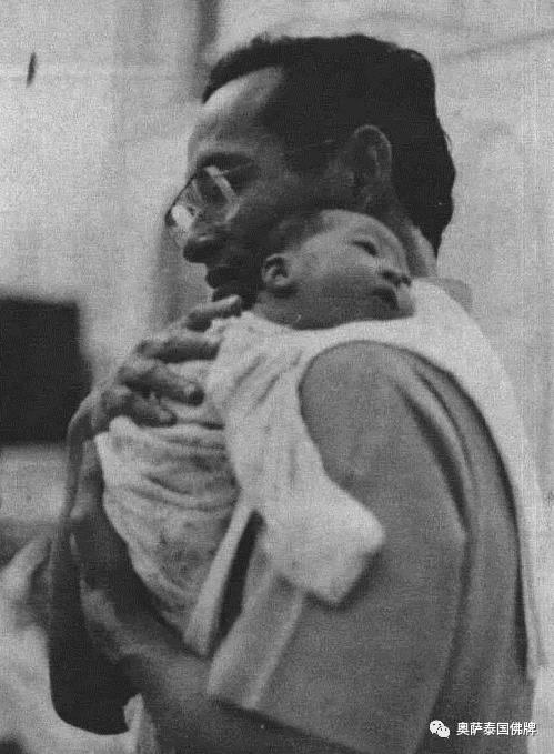 泰国九世王跟家人的那些温暖回忆-图片22