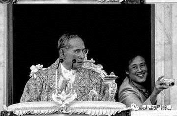 泰国九世王跟家人的那些温暖回忆-图片40